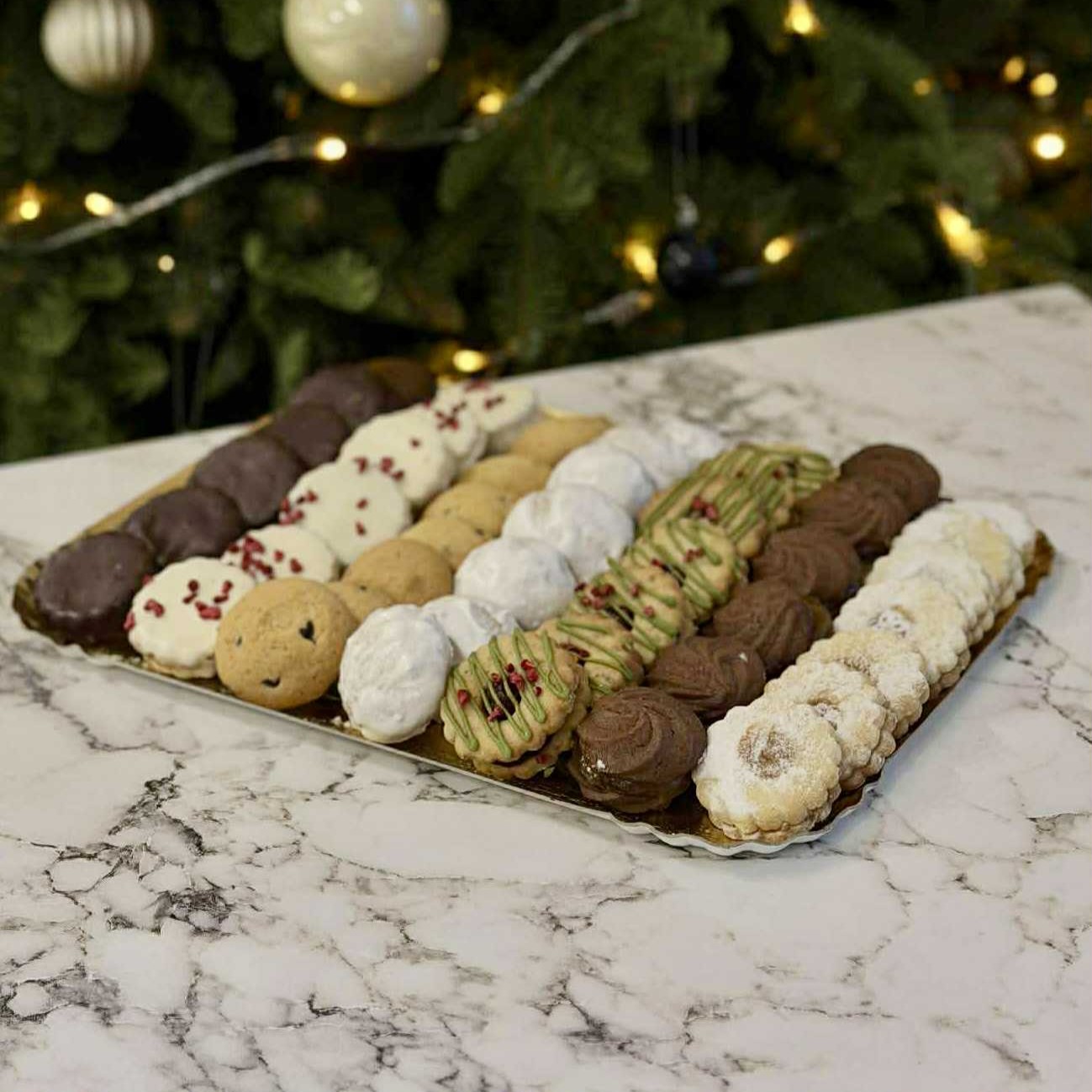 Apró sütemények válogatása